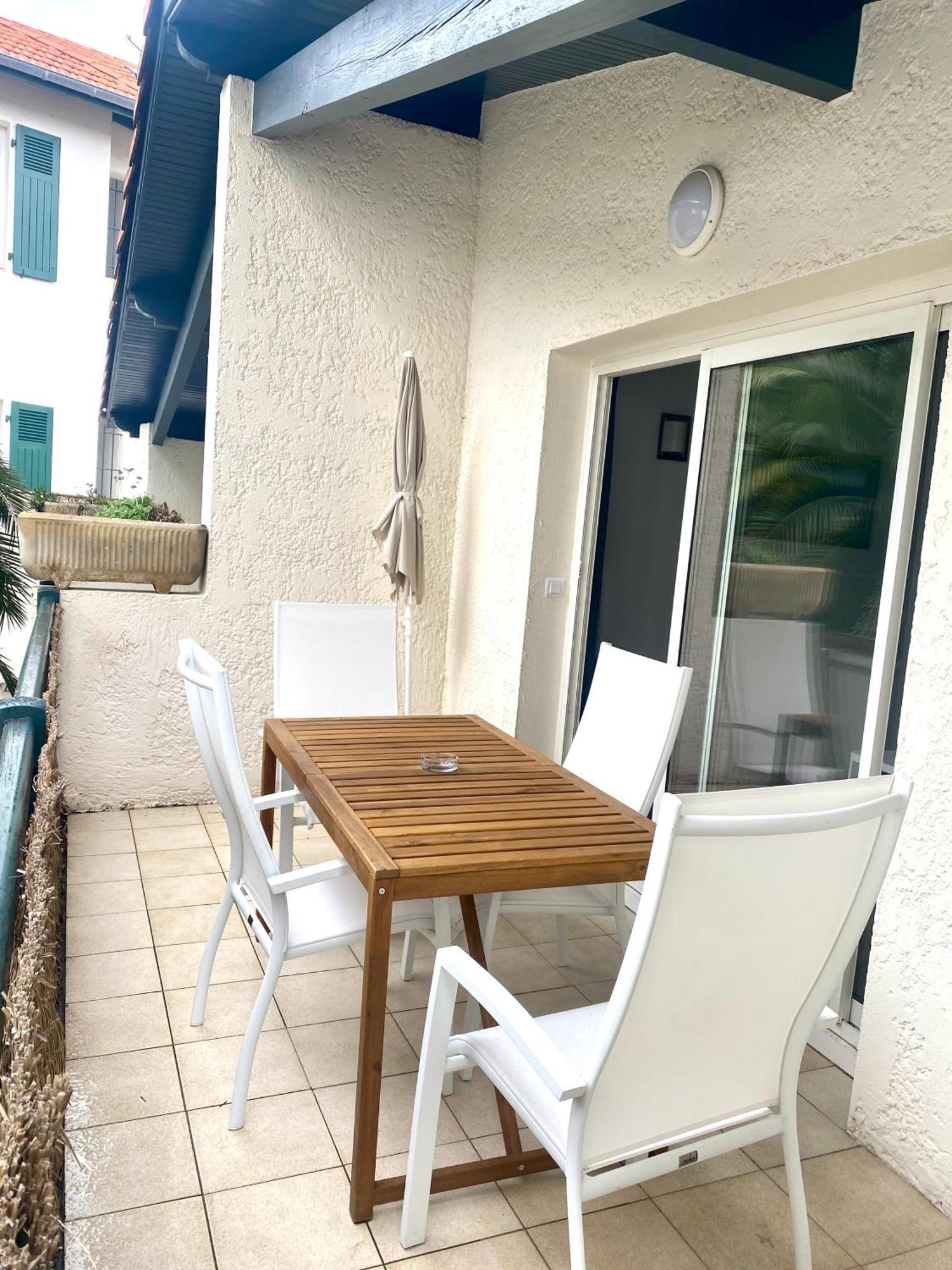 Charming 1 Bedroom Flat, Biarritz Center With Pool And Car Park Exterior foto